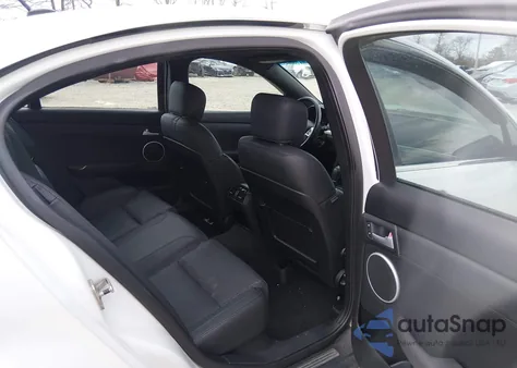 2009 Pontiac G8 z USA, uszkodzony, nr VIN 6G2ER57729L172867